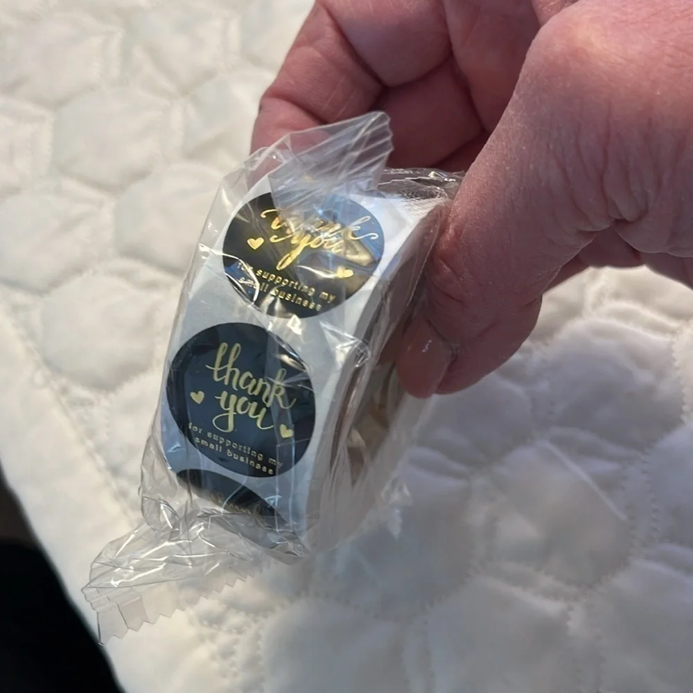 New In Plastic Roll of 500 Thank You Stickers, Size 1 inch!